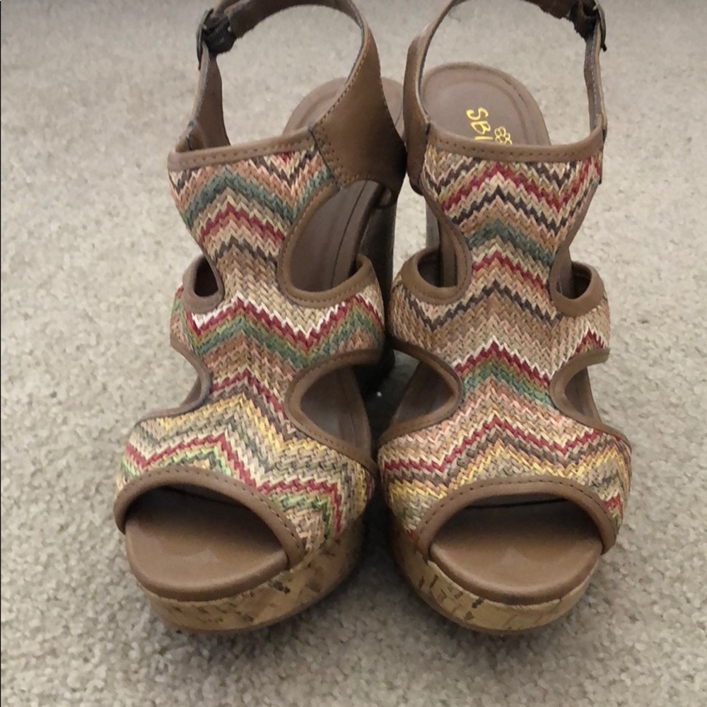 Wedges - Picture 2 of 3